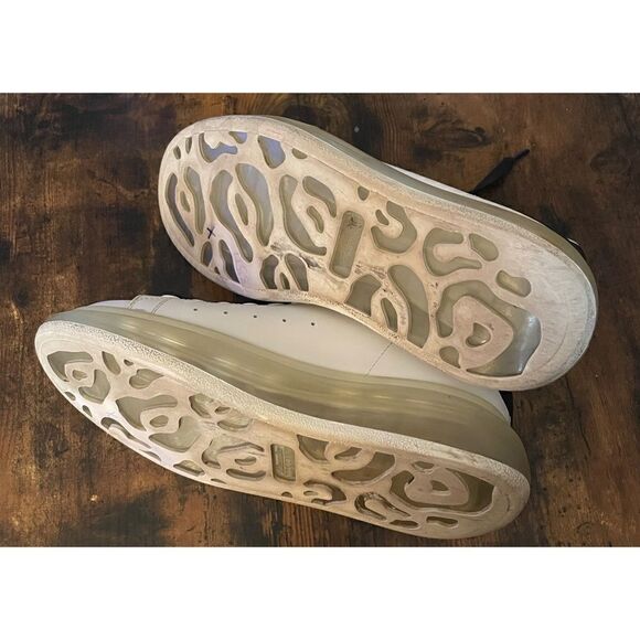 Alexander McQueen OVERSIZE LEATHER TRAINERS Size 37.5 - Picture 9 of 10